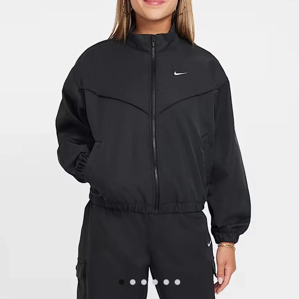 Nike Lightweight Oversized Jacket Black Zip Youth Coat Sportswear Girls SZ S NWT